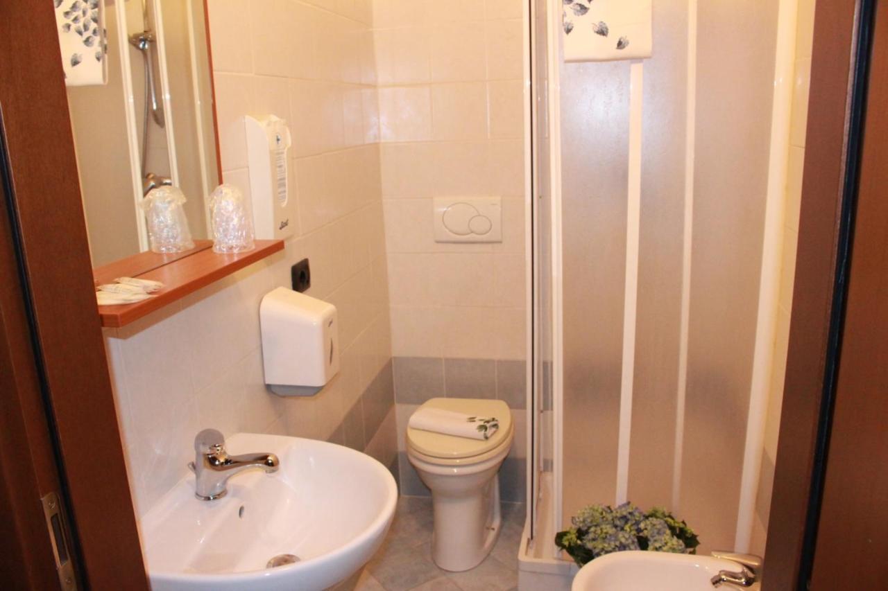 Hotel Nettuno Montecatini Terme Extérieur photo